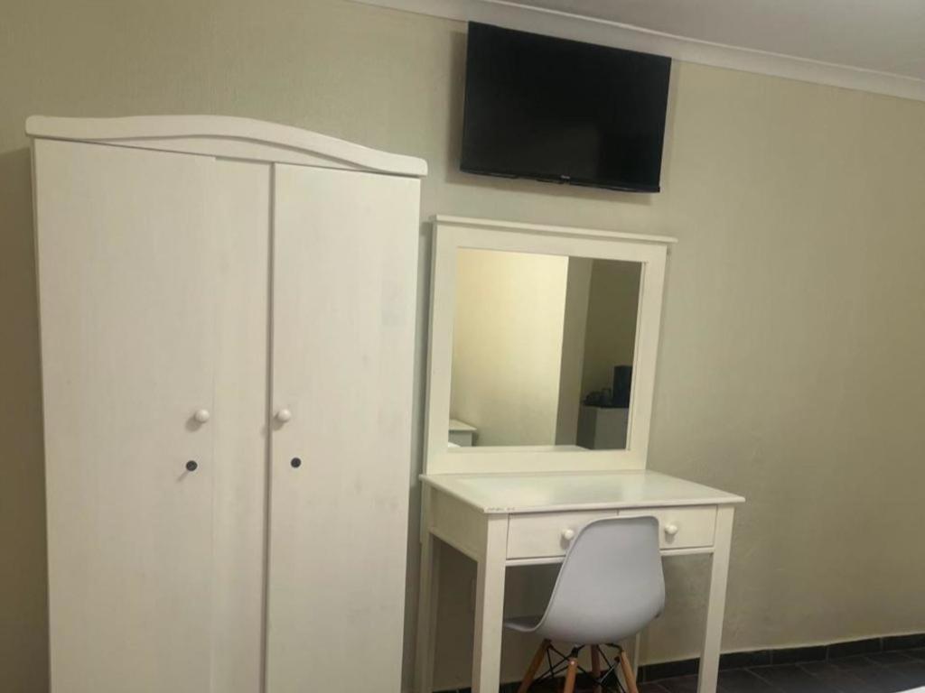 Karee Guesthouse Thabazimbi Szoba fotó